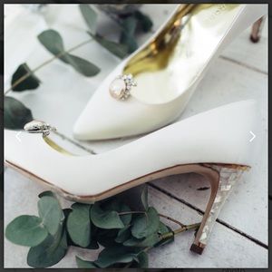 FREYA ROSE CHELSEA IVORY SATIN POINTED TOE COURT SHOES